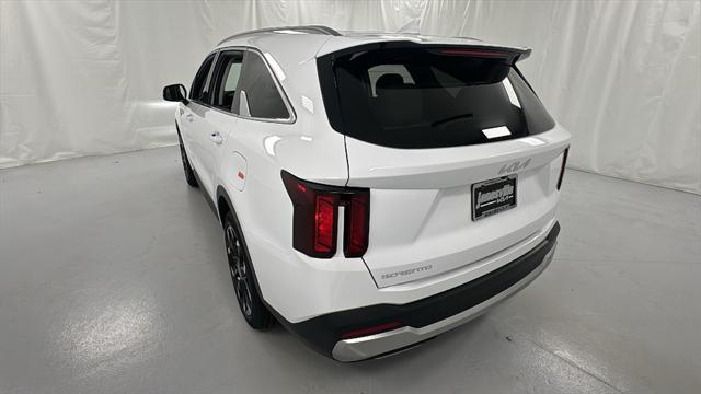 new 2025 Kia Sorento car, priced at $31,058