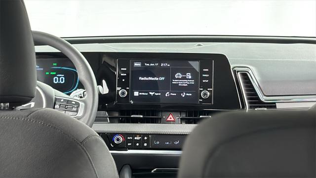 new 2025 Kia Sportage Hybrid car, priced at $26,128