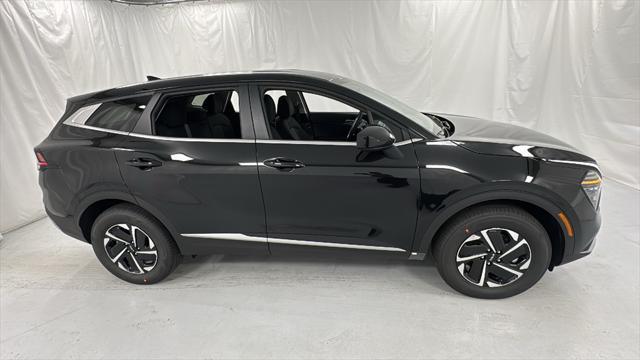 new 2025 Kia Sportage Hybrid car, priced at $26,128