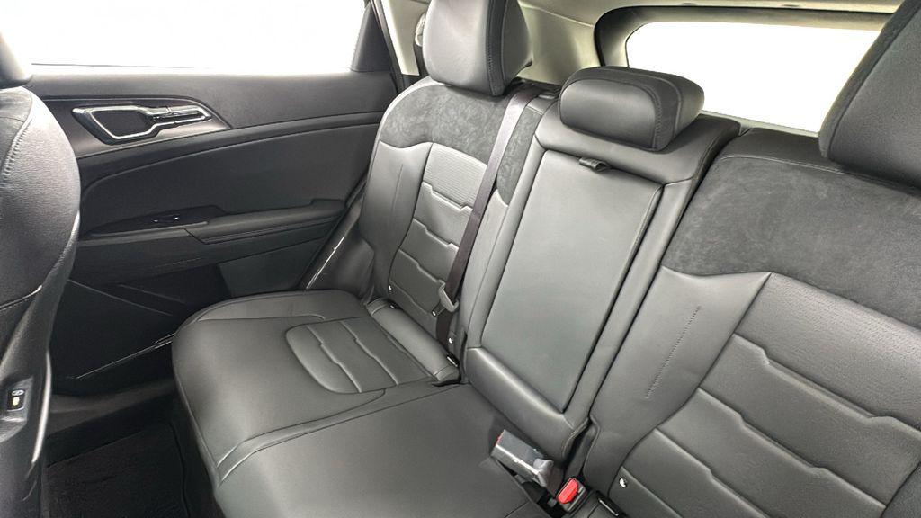 new 2026 Kia Sportage Hybrid car, priced at $38,248