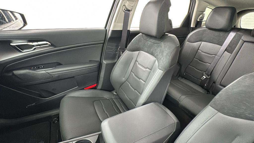 new 2026 Kia Sportage Hybrid car, priced at $38,248