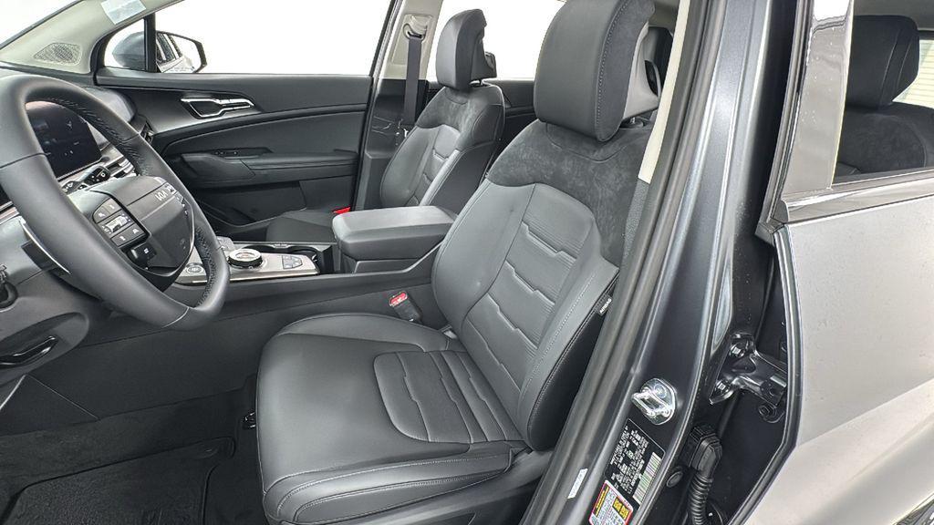 new 2026 Kia Sportage Hybrid car, priced at $38,248