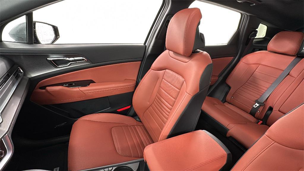 new 2025 Kia Sportage Hybrid car, priced at $36,100