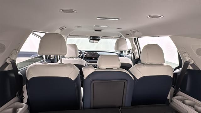new 2026 Kia Carnival Hybrid car, priced at $39,887