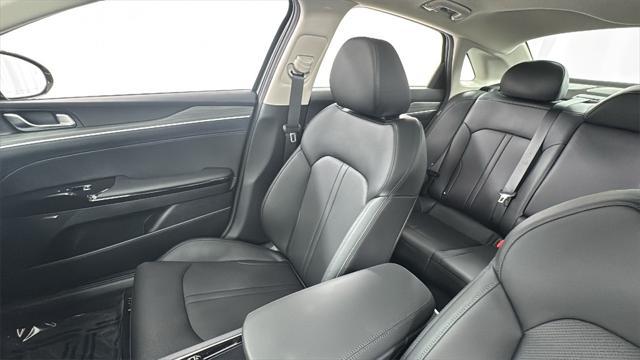 new 2025 Kia K5 car, priced at $29,687