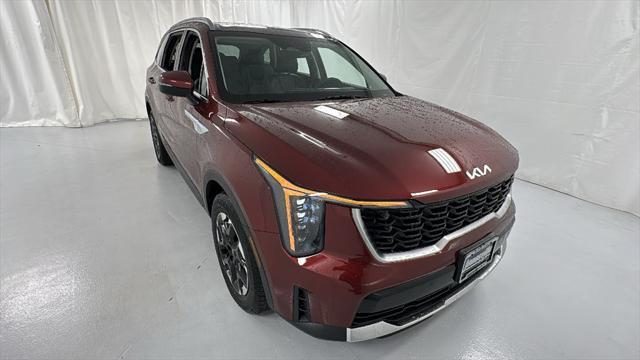 new 2025 Kia Sorento car, priced at $31,181
