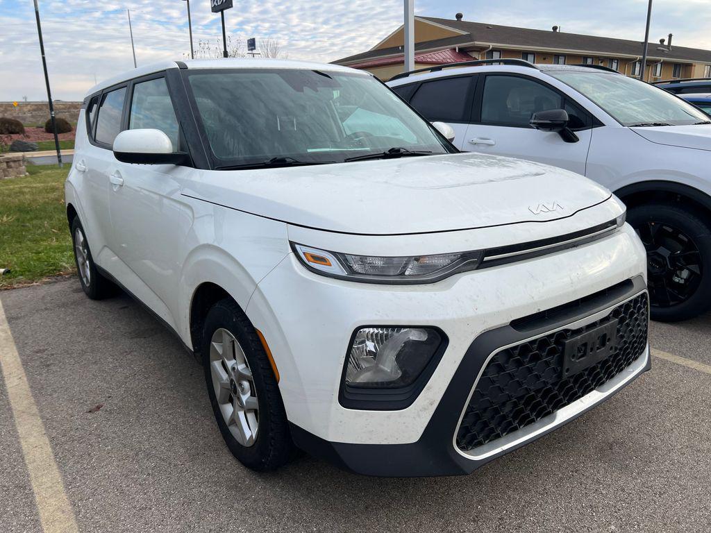 used 2022 Kia Soul car, priced at $12,980