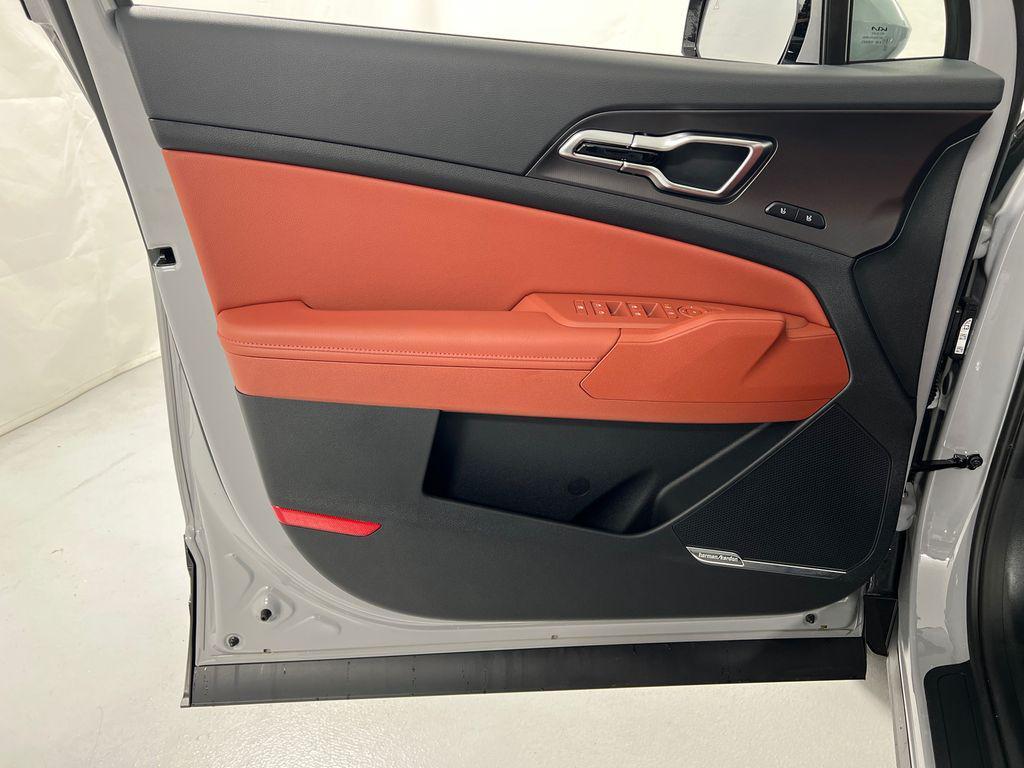 new 2026 Kia Sportage Hybrid car, priced at $38,998