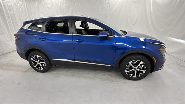 new 2025 Kia Sportage car, priced at $27,487