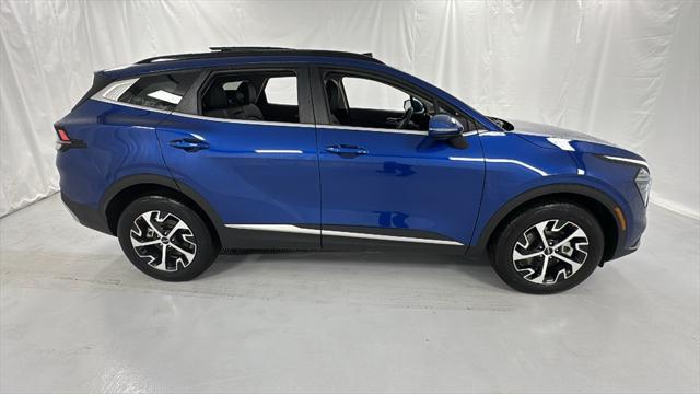 new 2025 Kia Sportage car, priced at $29,733