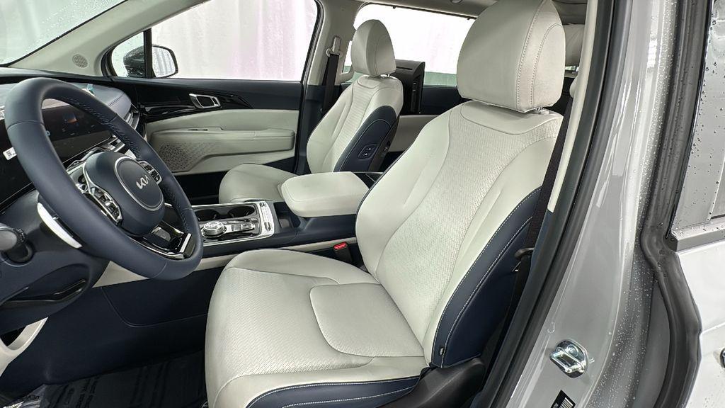 new 2026 Kia Carnival Hybrid car, priced at $52,217