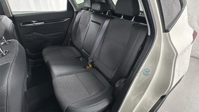 new 2025 Kia Seltos car, priced at $23,248