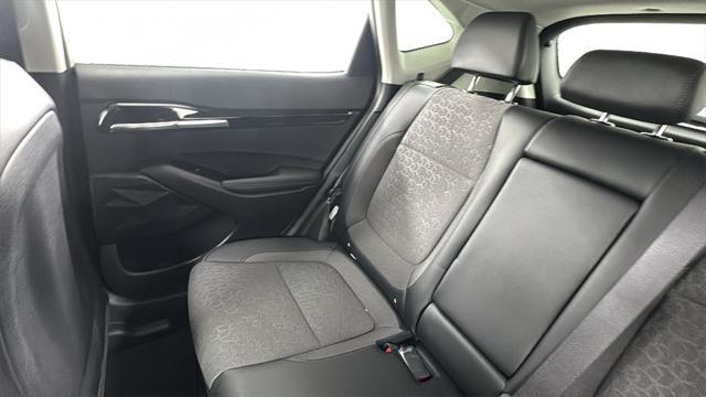 new 2025 Kia Seltos car, priced at $23,248