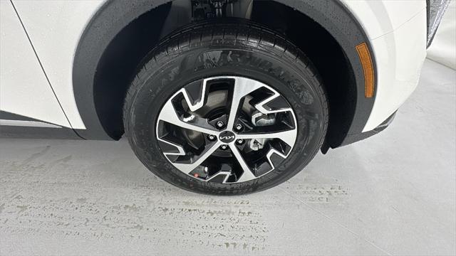 new 2025 Kia Sportage Hybrid car, priced at $29,757