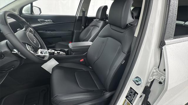 new 2025 Kia Sportage Hybrid car, priced at $29,757