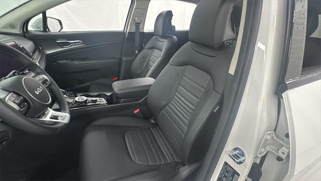 new 2025 Kia Sportage Hybrid car, priced at $34,777