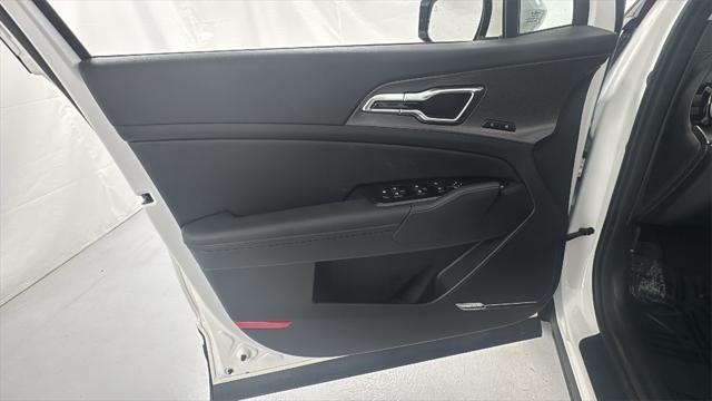 new 2025 Kia Sportage Hybrid car, priced at $34,777
