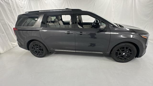 new 2025 Kia Carnival car, priced at $41,287