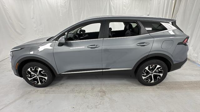 new 2025 Kia Sportage car, priced at $25,178