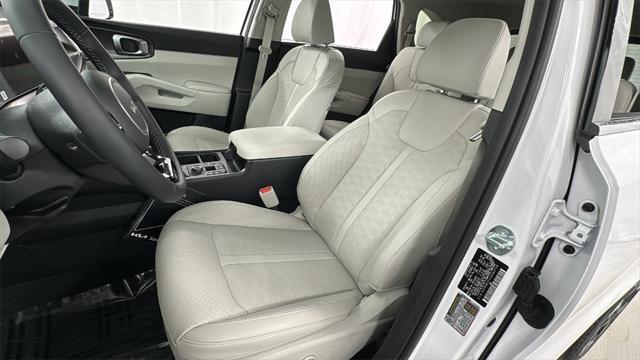 new 2025 Kia Sorento car, priced at $32,470