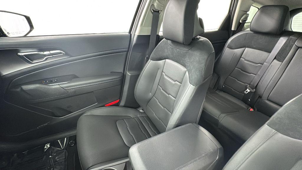 new 2026 Kia Sportage Hybrid car, priced at $37,247