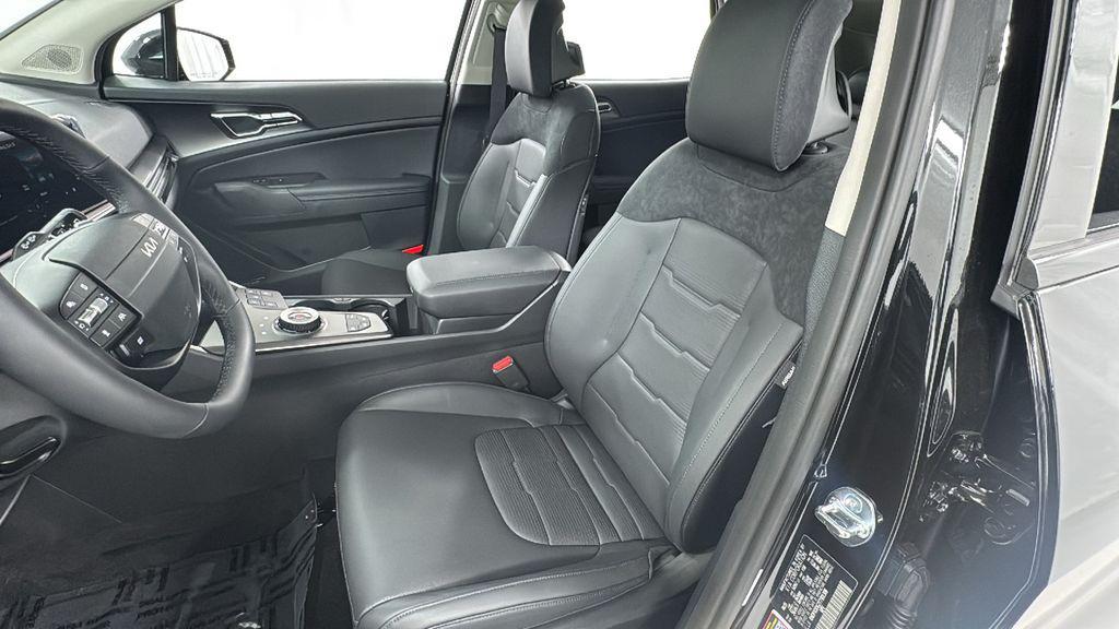 new 2026 Kia Sportage Hybrid car, priced at $37,247