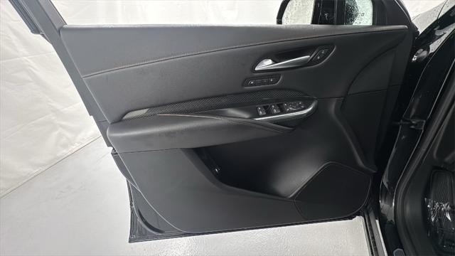 used 2023 Cadillac XT4 car, priced at $33,496