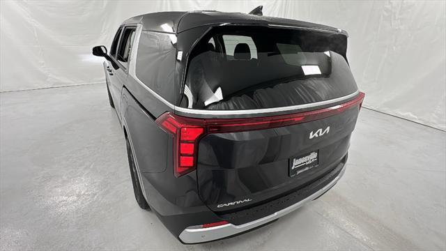 new 2025 Kia Carnival car, priced at $32,609