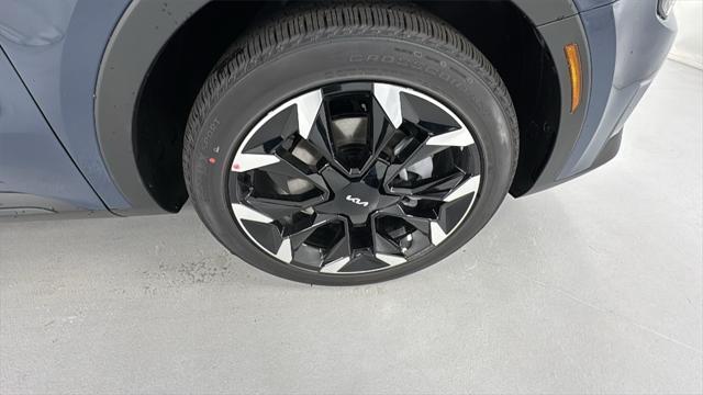 new 2025 Kia Sorento car, priced at $33,578