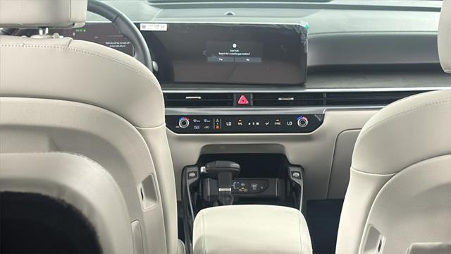 new 2025 Kia Sorento car, priced at $36,287