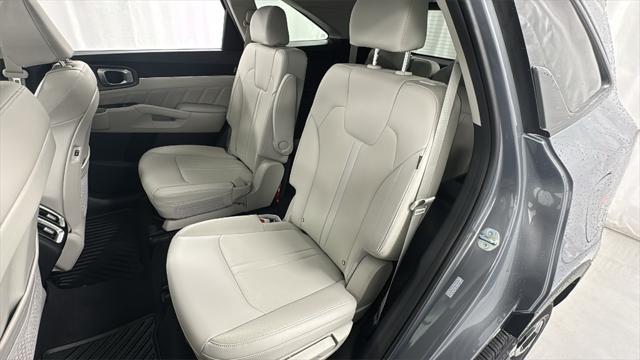 new 2025 Kia Sorento car, priced at $36,287