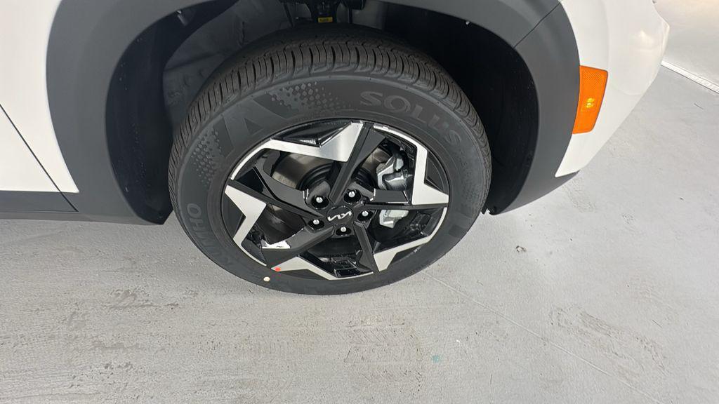 new 2026 Kia Seltos car, priced at $25,387