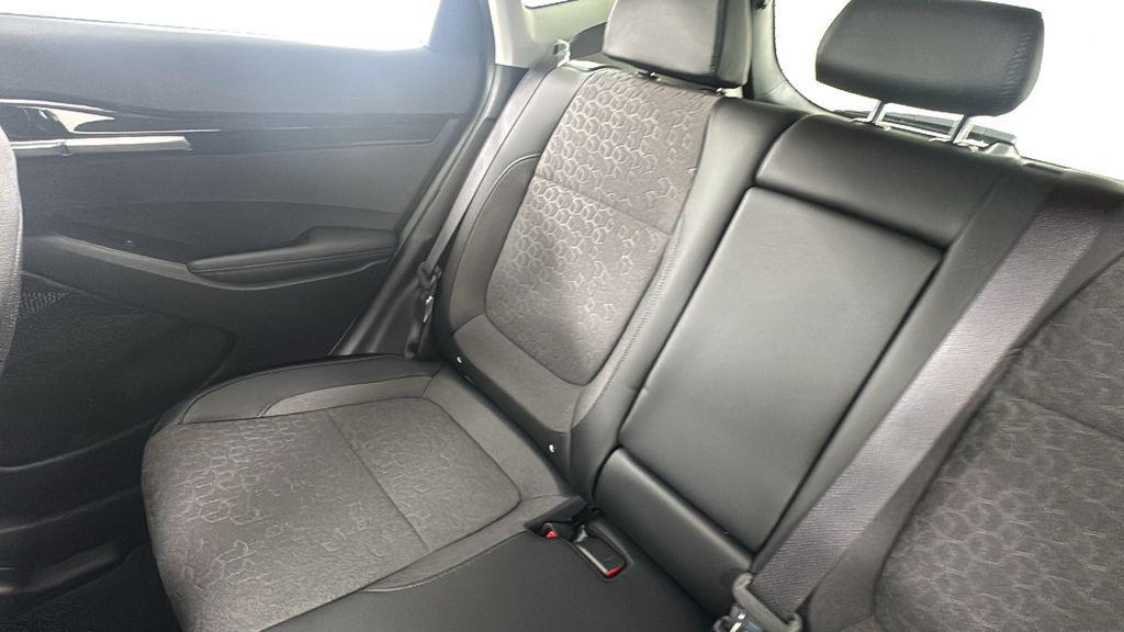 new 2026 Kia Seltos car, priced at $25,387