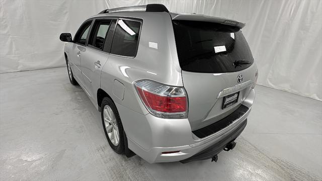 used 2011 Toyota Highlander Hybrid car, priced at $9,995