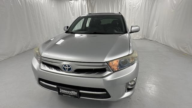 used 2011 Toyota Highlander Hybrid car, priced at $9,995