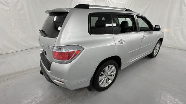 used 2011 Toyota Highlander Hybrid car, priced at $9,995