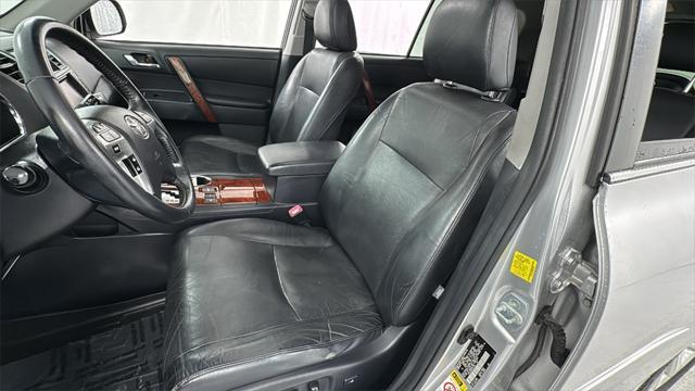 used 2011 Toyota Highlander Hybrid car, priced at $9,995