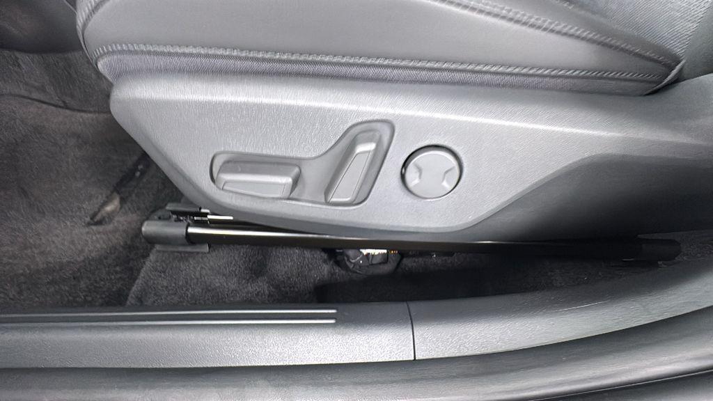 new 2025 Kia Niro car, priced at $34,487