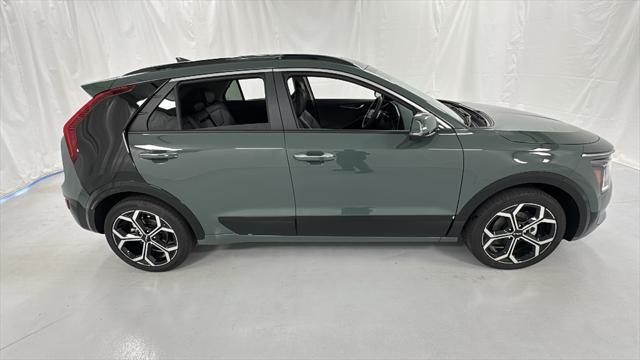 new 2025 Kia Niro car, priced at $30,687