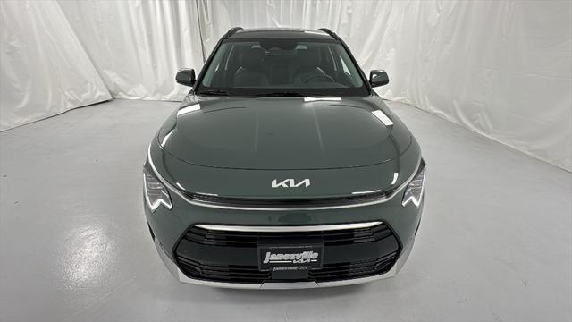 new 2025 Kia Niro car, priced at $30,687