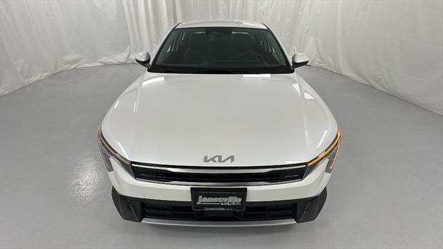 new 2025 Kia K4 car, priced at $20,287