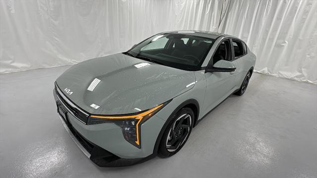 new 2025 Kia K4 car, priced at $20,718