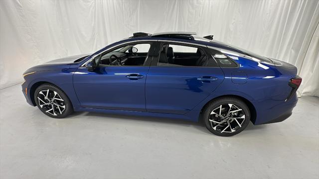new 2025 Kia K5 car, priced at $29,618