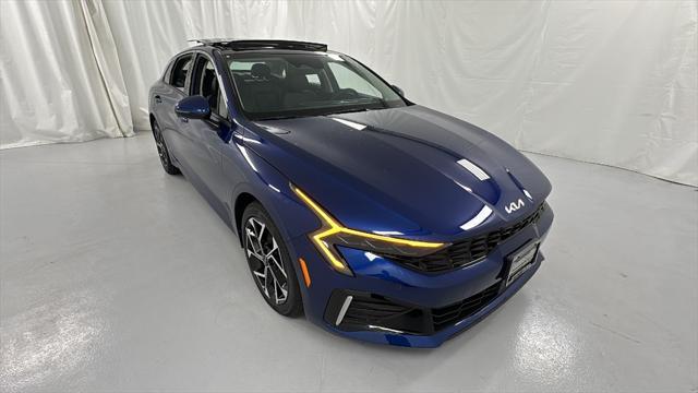 new 2025 Kia K5 car, priced at $29,618