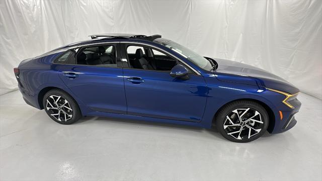 new 2025 Kia K5 car, priced at $29,618
