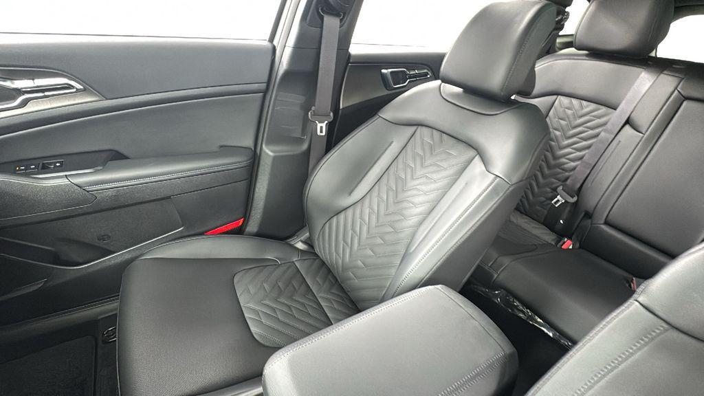 new 2026 Kia Sportage car, priced at $33,878