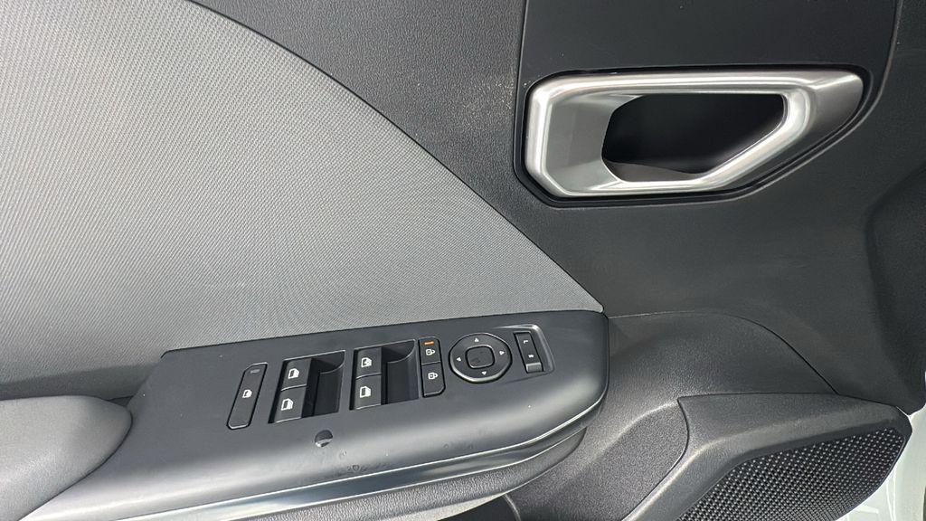 new 2025 Kia K4 car, priced at $20,987