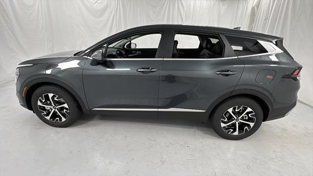 new 2025 Kia Sportage car, priced at $26,380