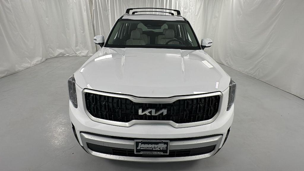 new 2025 Kia Telluride car, priced at $41,928