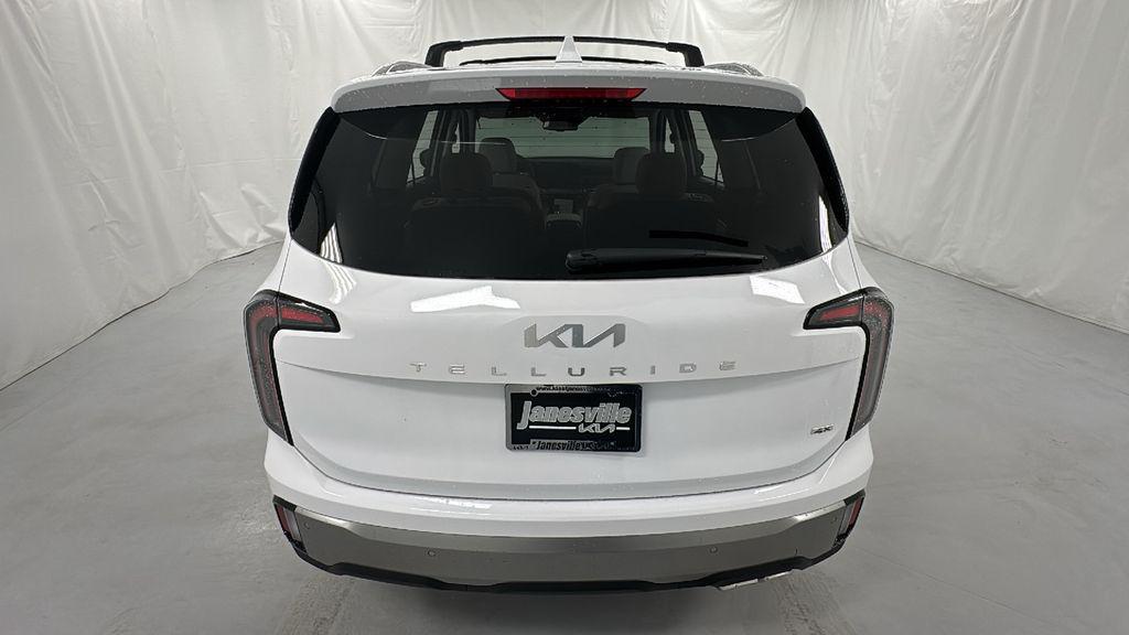 new 2025 Kia Telluride car, priced at $41,928